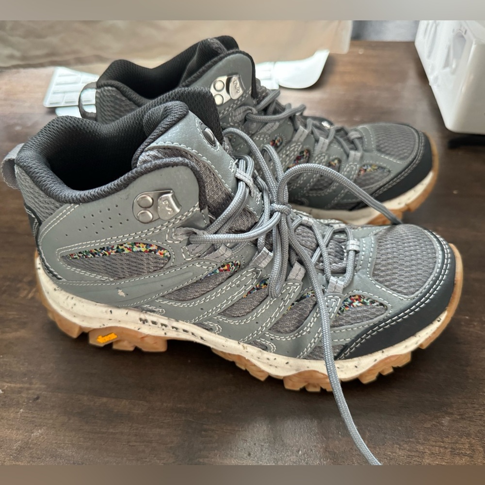 Merril Moab 3 Mid Eco Hiking Boots